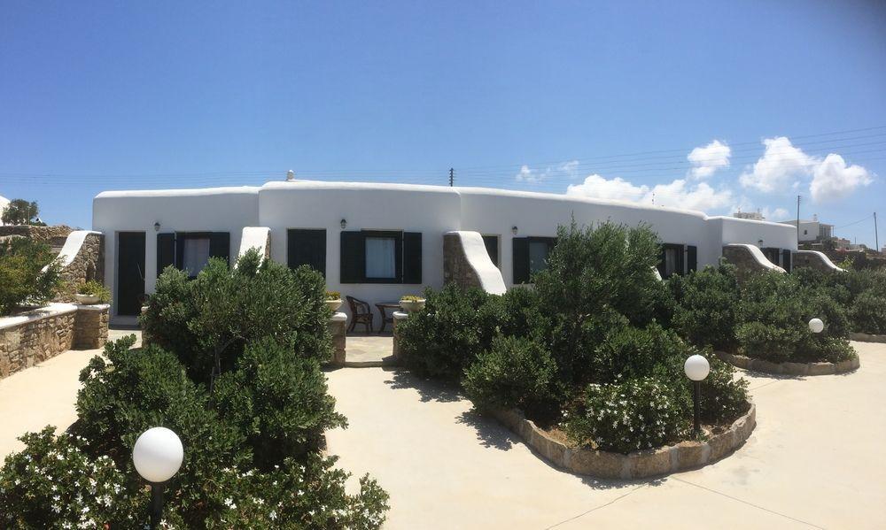 Maroulinas Boutique & Hotel *